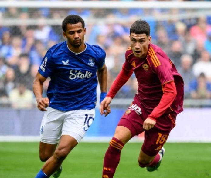 一则欧足联冷门规则，可能让埃弗顿的欧战成绩作废这个赛季，埃弗顿的表现让不少人眼前