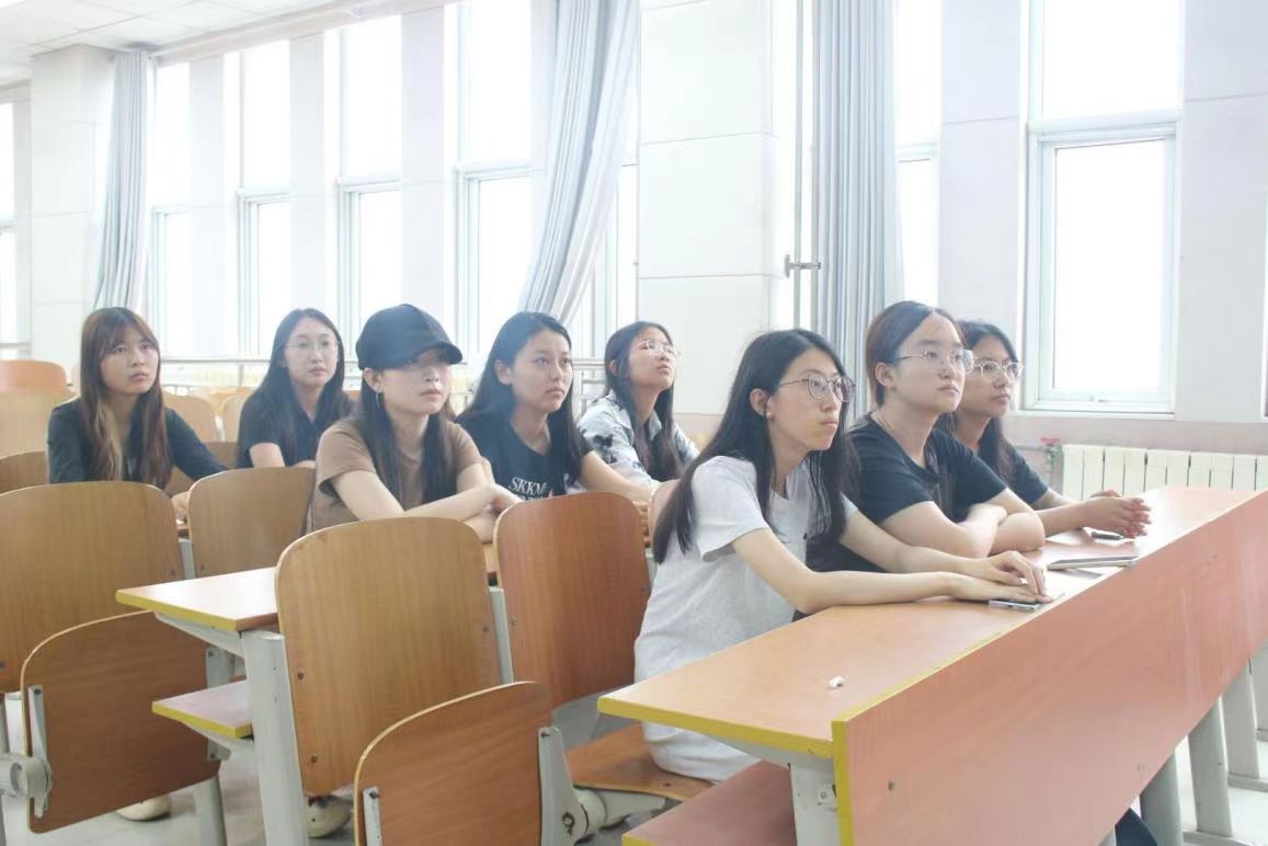 秦岭笑谈[超话]土地流转惠万家，乡村振兴谱华章农村土地利用流转是优化土地资源配置