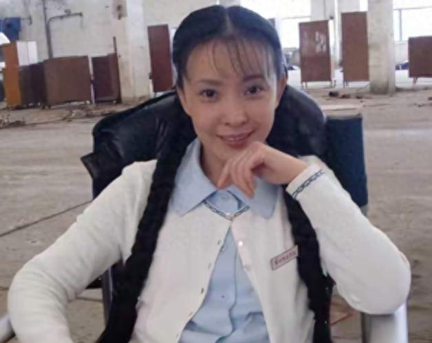 曾是最美央视才女，甩掉孙红雷嫁与张嘉益，37岁再嫁富豪成赢家