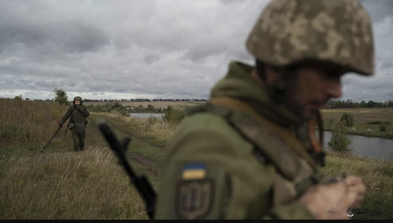 11月23日 俄罗斯新闻社报道，俄罗斯安全部队告诉俄罗斯新闻社，乌克兰军队使用无