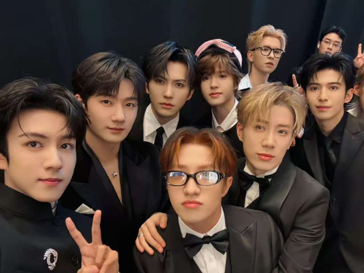 十个勤天尖叫之夜大合照十个勤天尖叫之夜全员合照十个勤天尖叫之夜大合照 