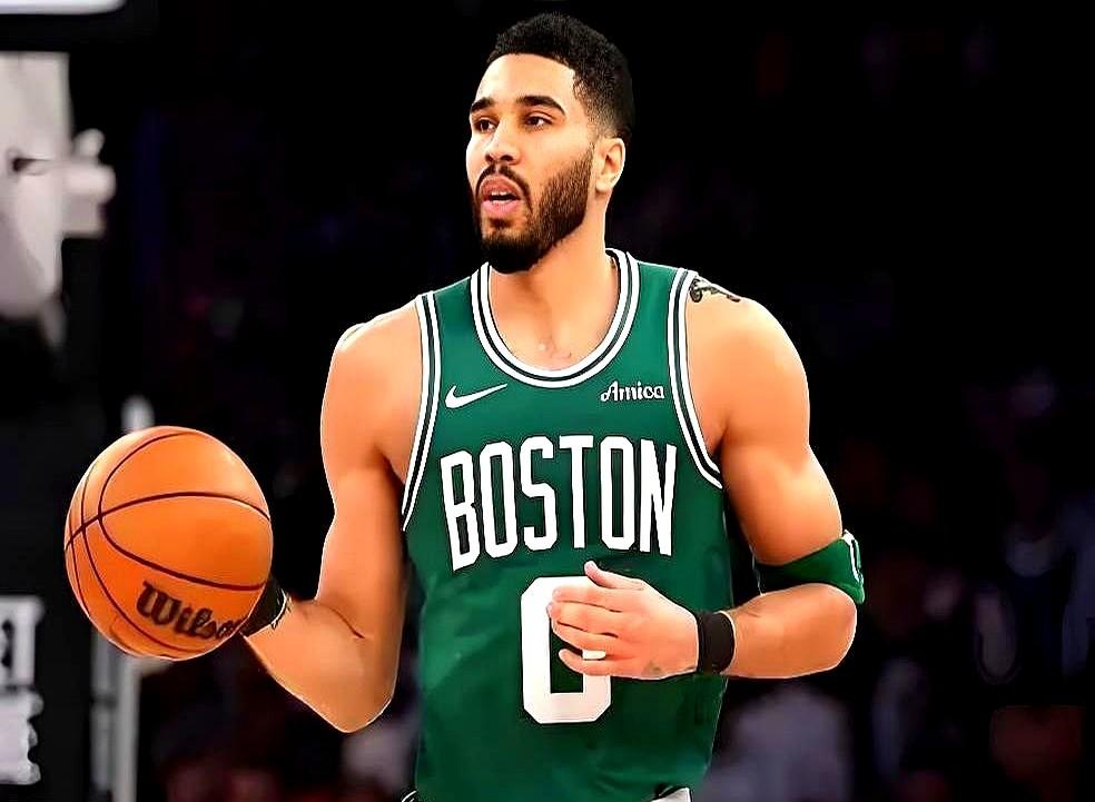 跟腱撕裂不到10个月就复出，这事在NBA简直就是个医学奇迹。

凯尔特人的塔图姆