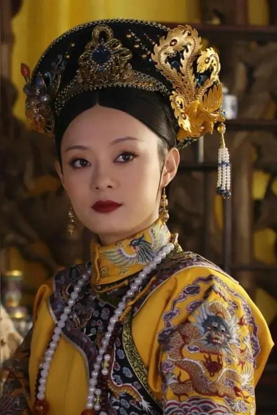 郑晓龙导演说要筹拍新版《红楼梦》，我很感兴趣的是主要演员表，仔细查了一下，目前没