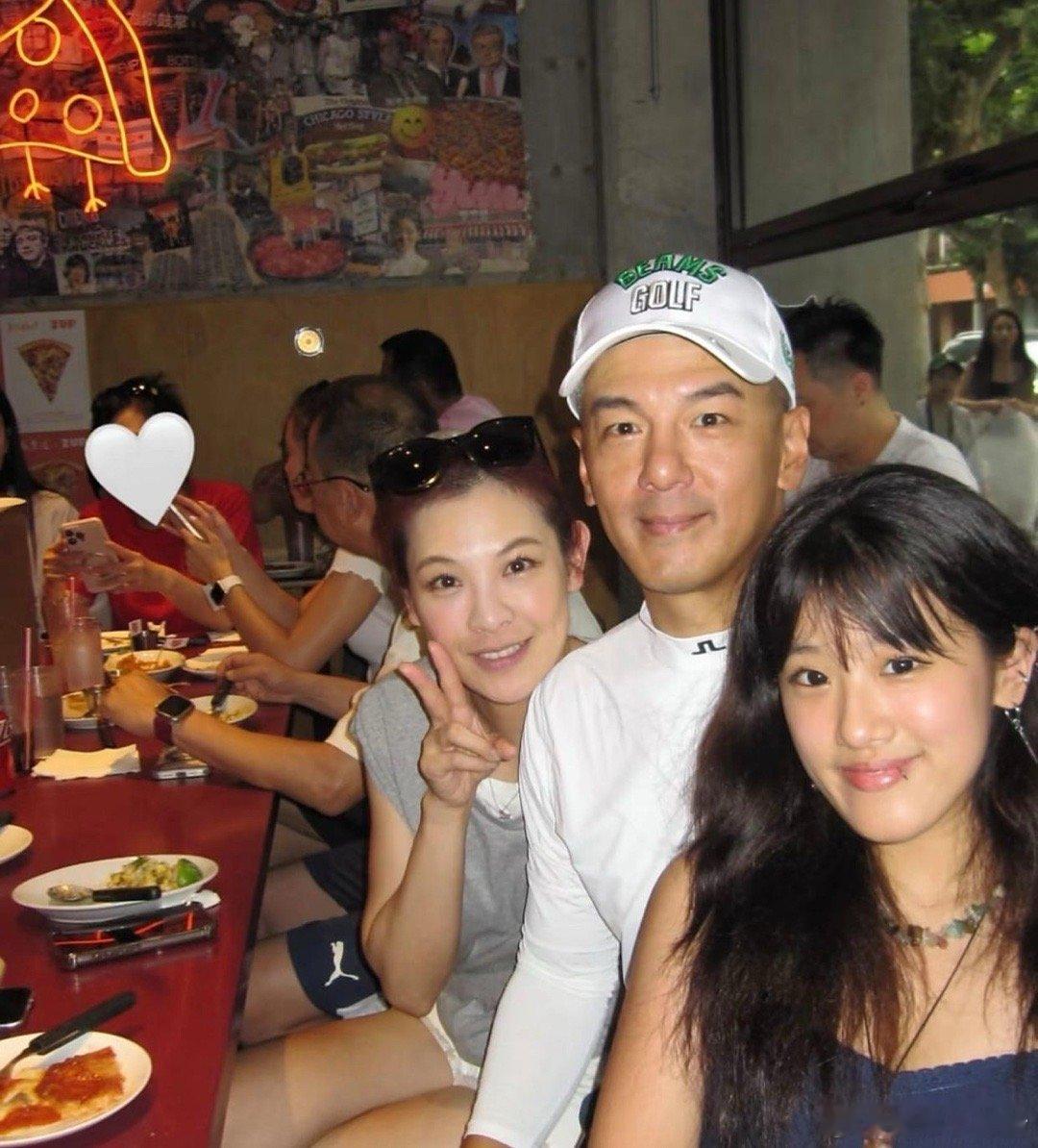 梧桐妹也算运气中的运气了，要不是她爸爸不能继续生孩子，她可能早就有一堆同父异母的