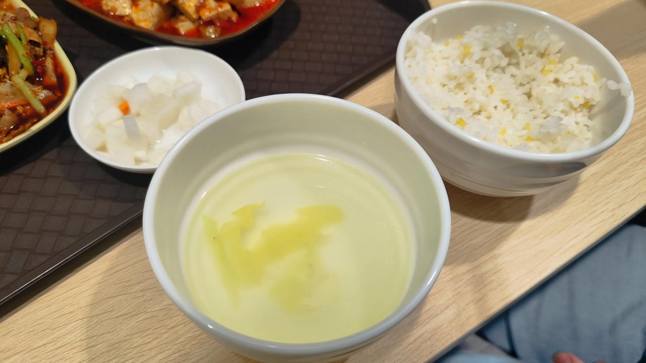 记录我的2026在资阳吃到了简单，美味的午餐！而且价格还很划算的！晒出你最近记录