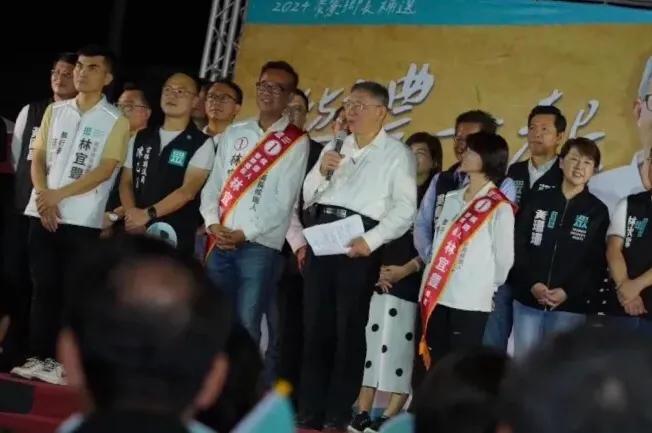 台云林县麦寮乡长补选，民进档前乡长许忠富胜出，国民党档许志豪第2，民众党林宜豊第
