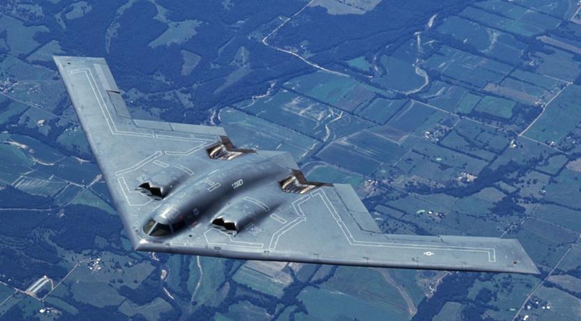 美军准备发起“灭国大轰炸”，9千万伊朗人进入最艰难时刻美军故技重施，出动王牌轰炸