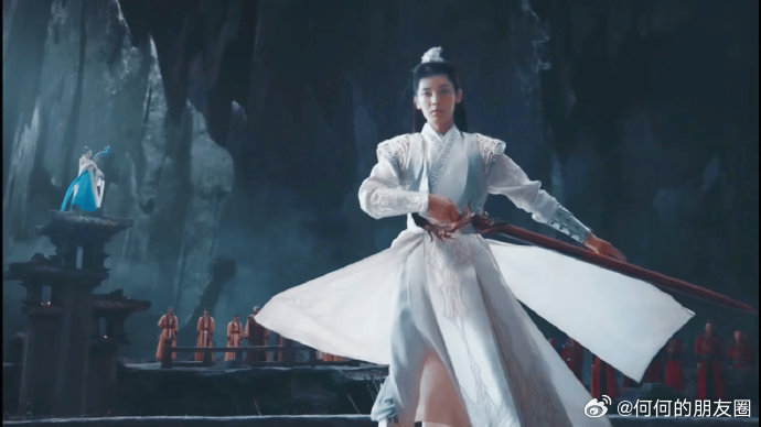 侯明昊在《少年白马醉春风》中饰演百里东君，青春气息扑面而来，导演审美在线，值得一
