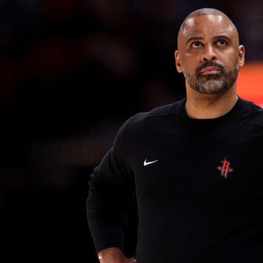 目前12月份，火箭的防守效率仅排在联盟第23位！解决防守问题是火箭目前的重中之重