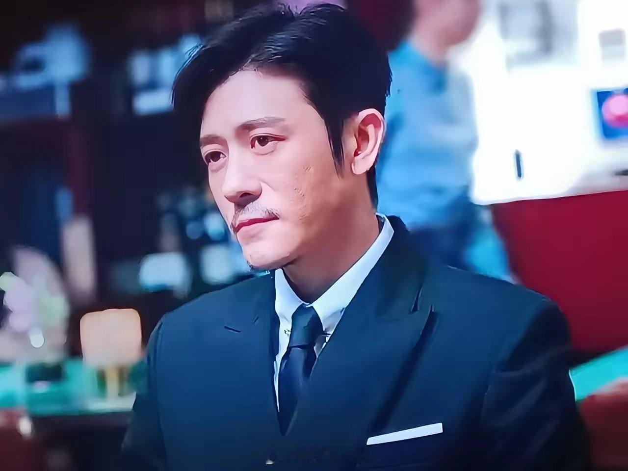 《蔷薇风暴》钰像投资于时的助理宋波为江一迪说了句公道话，结果于时说他就是一只羊。
