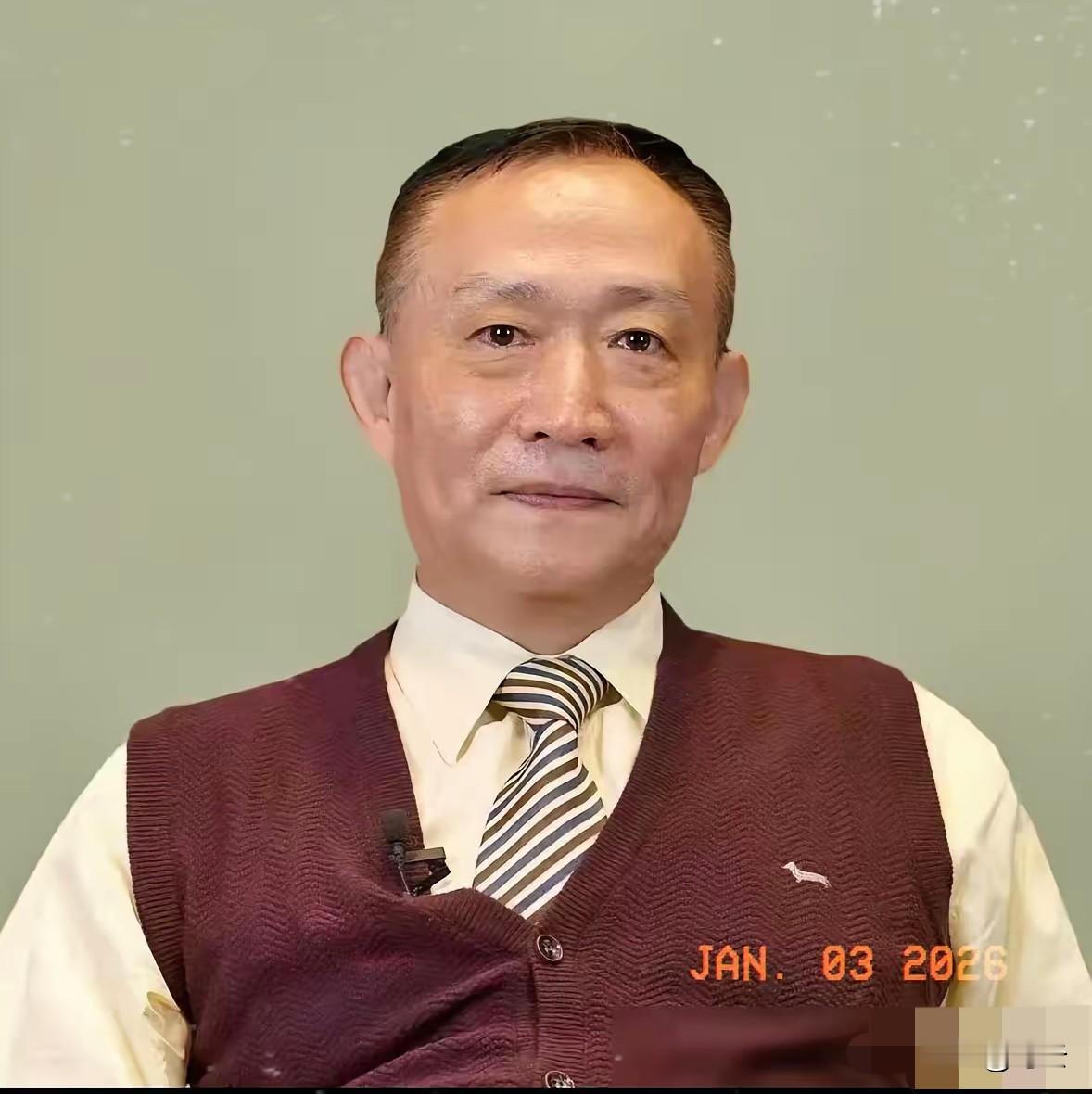 卢麒元这回算是把那层遮羞布给扯下来了，看得人脸红。

敢说真话的人从来都不讨巧，