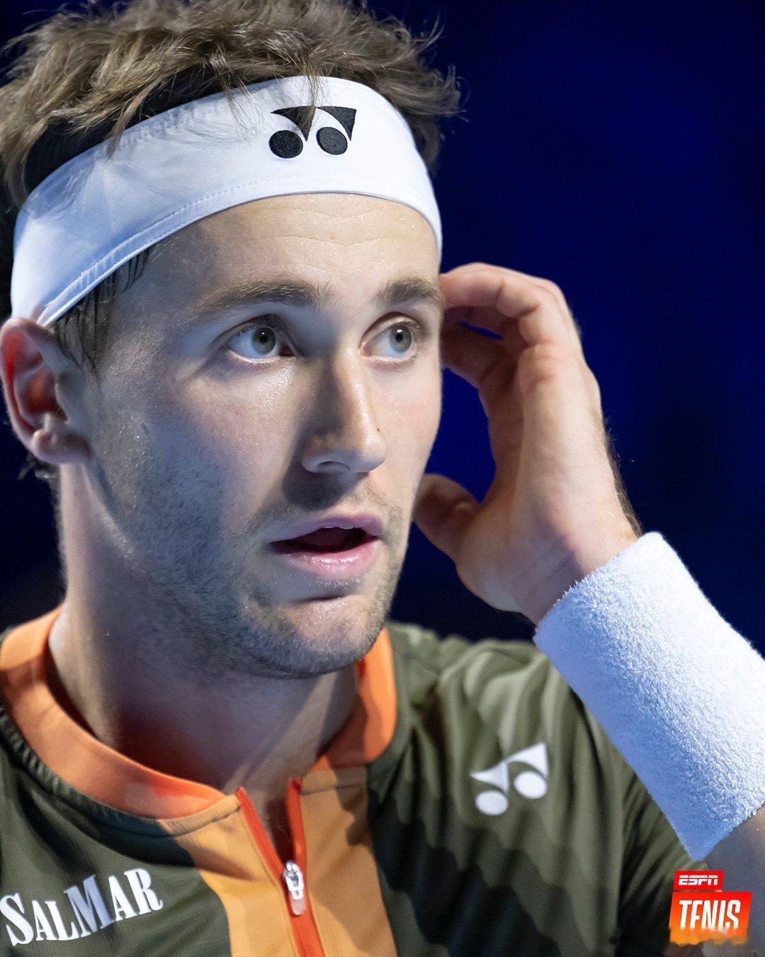 鲁德巴黎大师赛首秀出局，彻底无缘总决赛。谢尔顿、德米纳尔、穆塞蒂、阿利亚西姆会拿