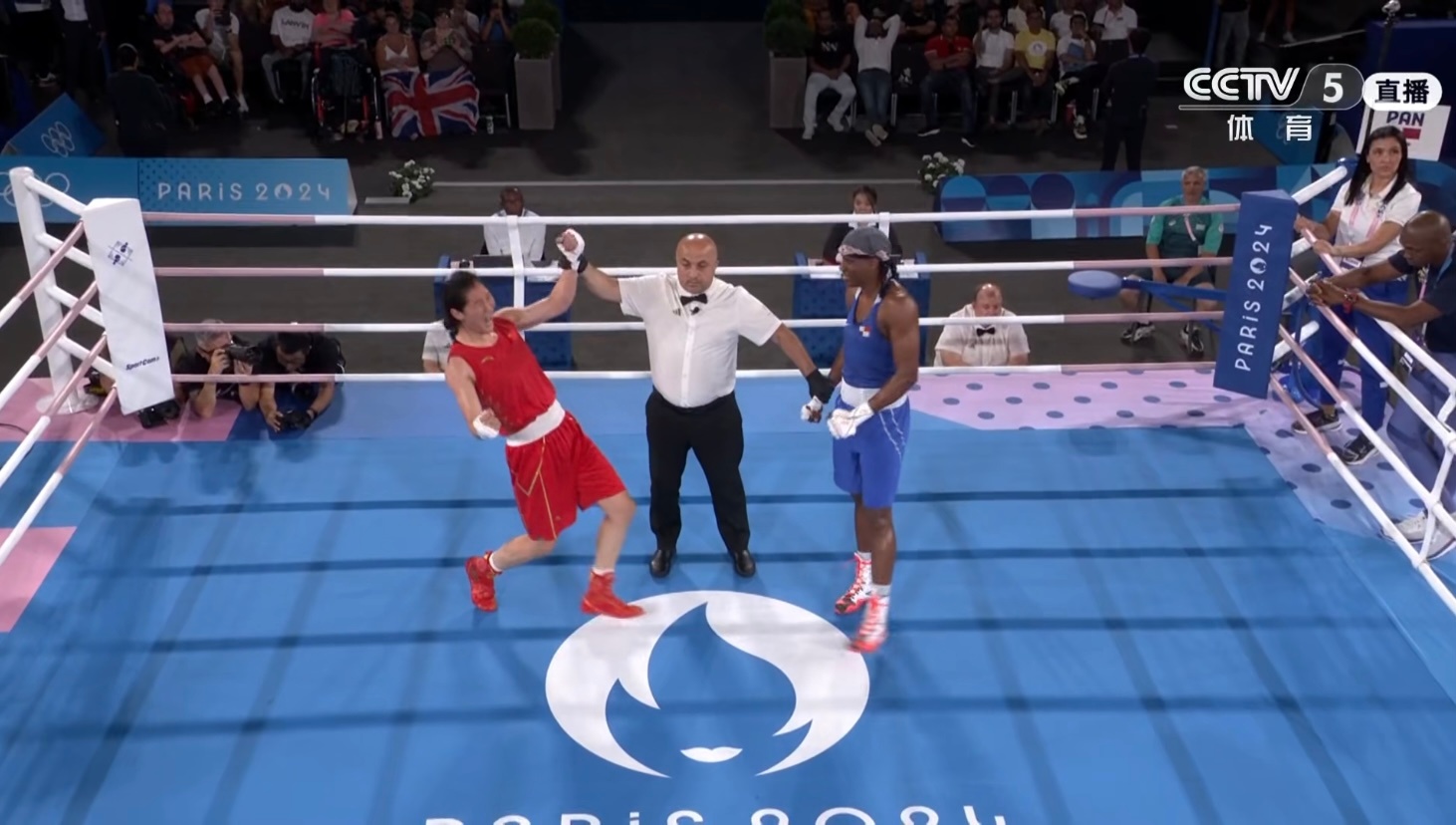 #李倩拳击金牌# WOW！罗兰加洛斯继续见证中国女子拳击第三金，恭喜李倩👏👏