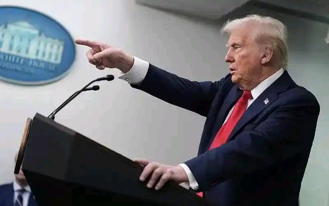 签证大战！欧洲集体怒怼美国制裁，跨大西洋友谊现裂痕

布鲁塞尔的会议厅内气氛凝重