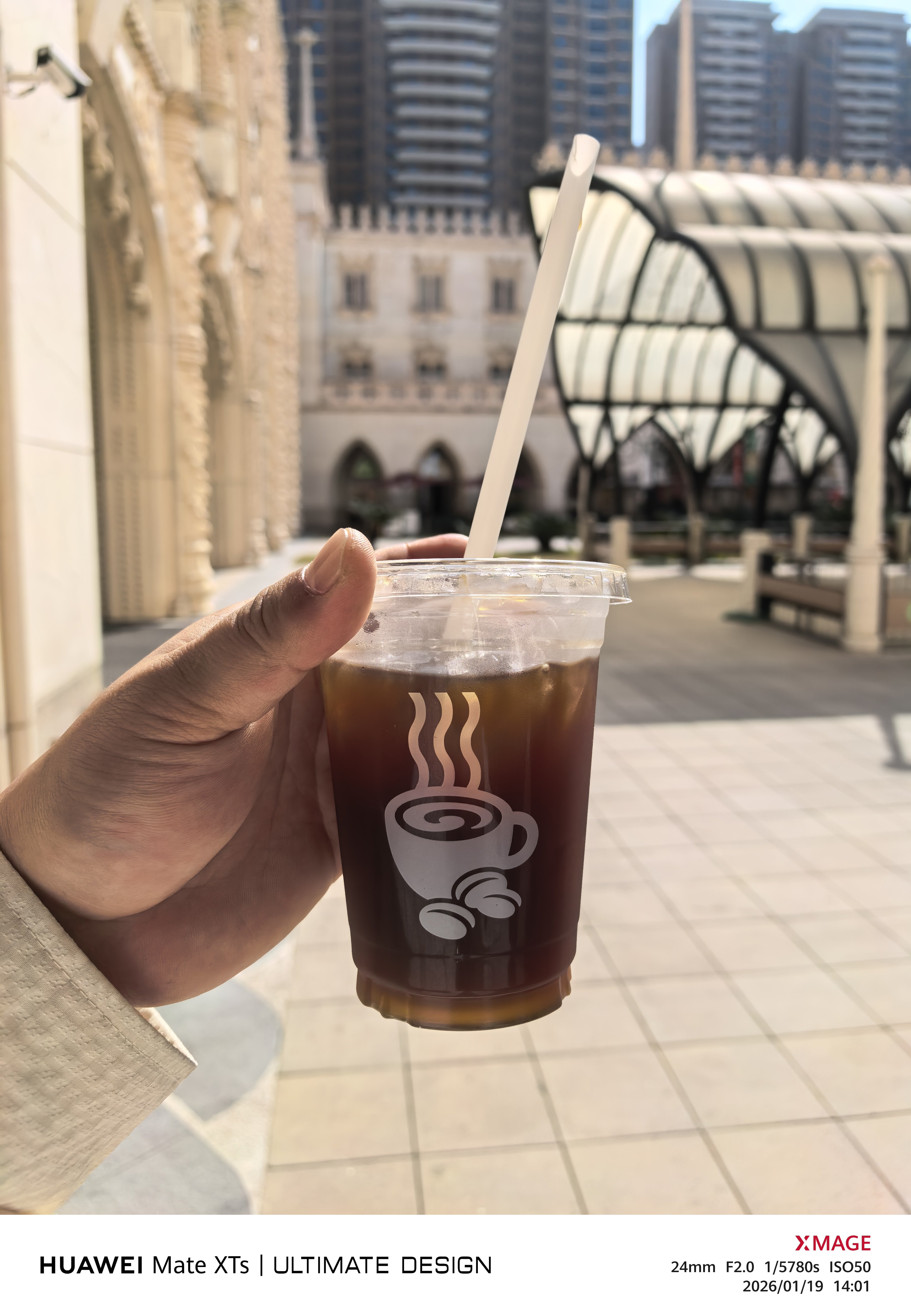 逛累了，来杯咖啡也精神一下，不过分吧？ 珠海·励骏庞都广场