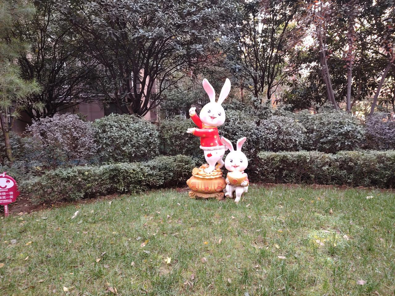 能否重拾并回归严厉教育
一位妈妈在育儿论坛上倾诉苦水，说自己被四岁的儿子折腾得几