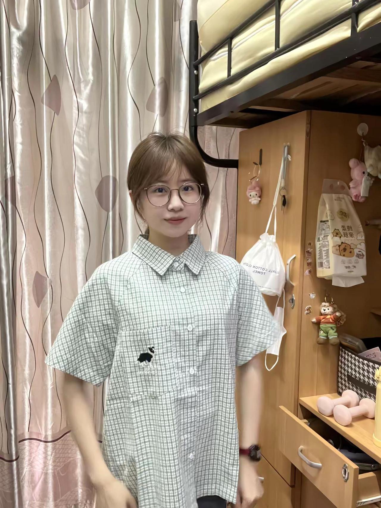 你还是不愿走出来～
