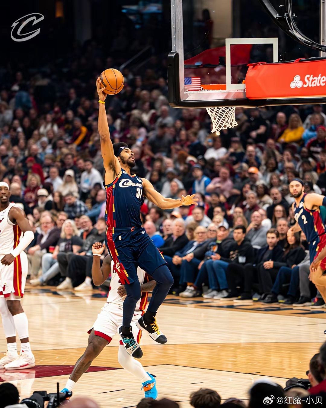 骑士明天打湖人，大概率还是要全力拼一下的，我觉得也有必要湖人是骑士剩下的赛程里罕