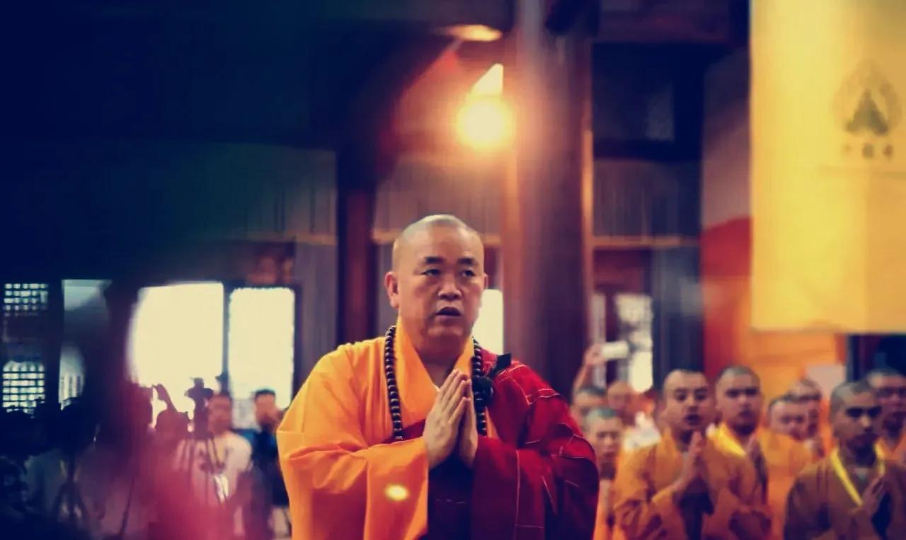 少林寺的“当家人”释永信，为何屡陷舆论漩涡？ 

2025年7月27日，一则来自