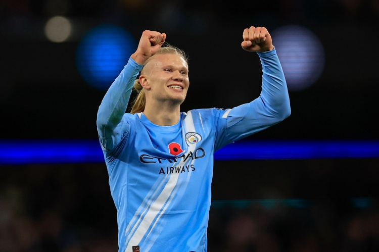 4月17日讯 日前，曼城前锋塞梅尼奥接受了天空体育节目的采访，他不同意哈兰德技术