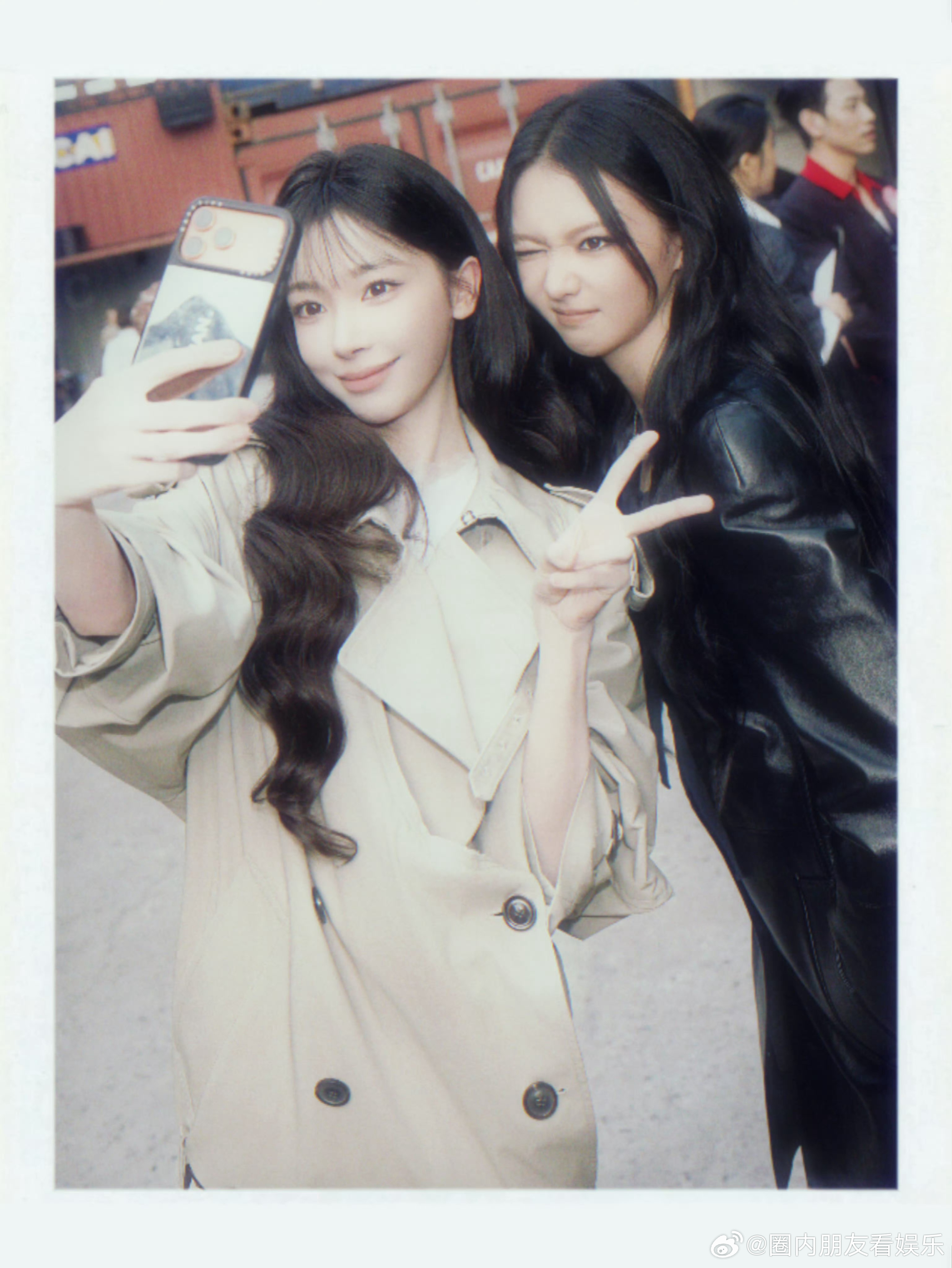 周子玄易梦玲秀场热聊内娱少有的马吉拉系长相 这同框我能看亿遍！周子玄马吉拉系长相