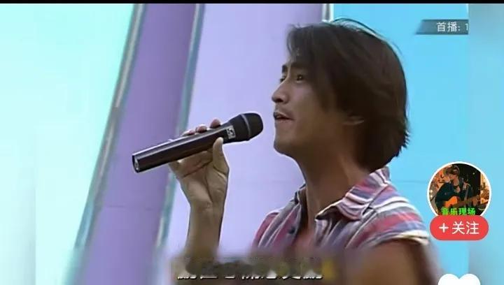 何家劲要是唱歌直播卖货，
会不会比卖芝麻丸赚钱，
展昭一角红遍大江南北，
演的华