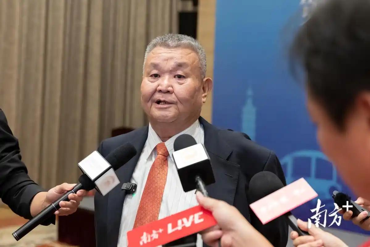 最动人的中国心！台湾评论员黎建南铮铮誓言：为两岸统一，甘愿献出生命！

在如今台