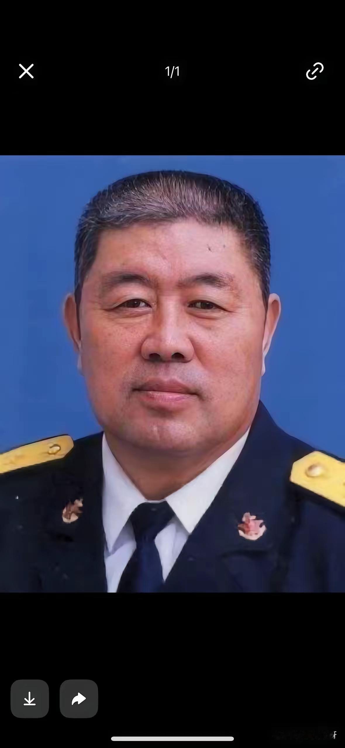 刷新闻看到个讣告，心里挺不是滋味的。
南海舰队原司令员王永国离世了。现在的热搜，