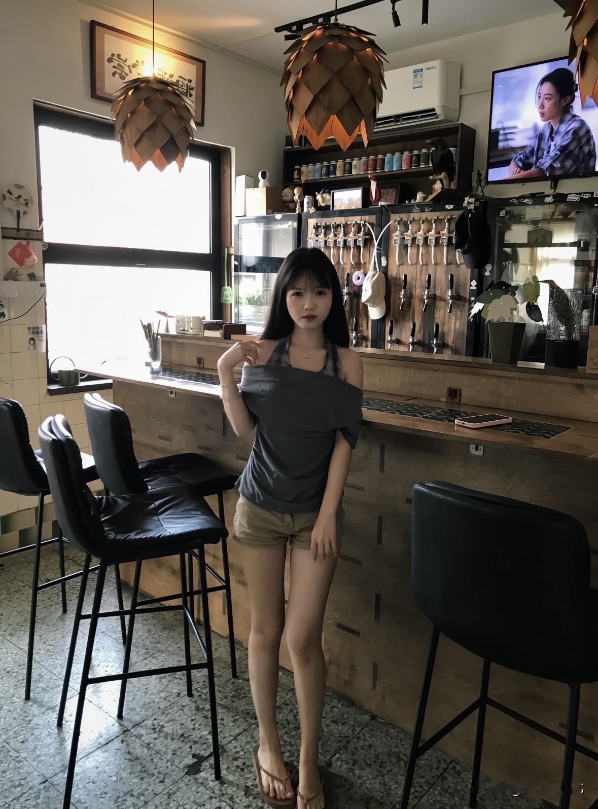 显白穿搭，清爽又简单。今日分享随手拍照片