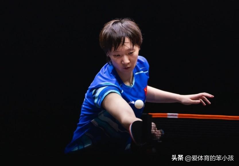 不知道球迷朋友是否注意到了发生在王曼昱身上的一个细微变化，那就是自从任皓指导开始