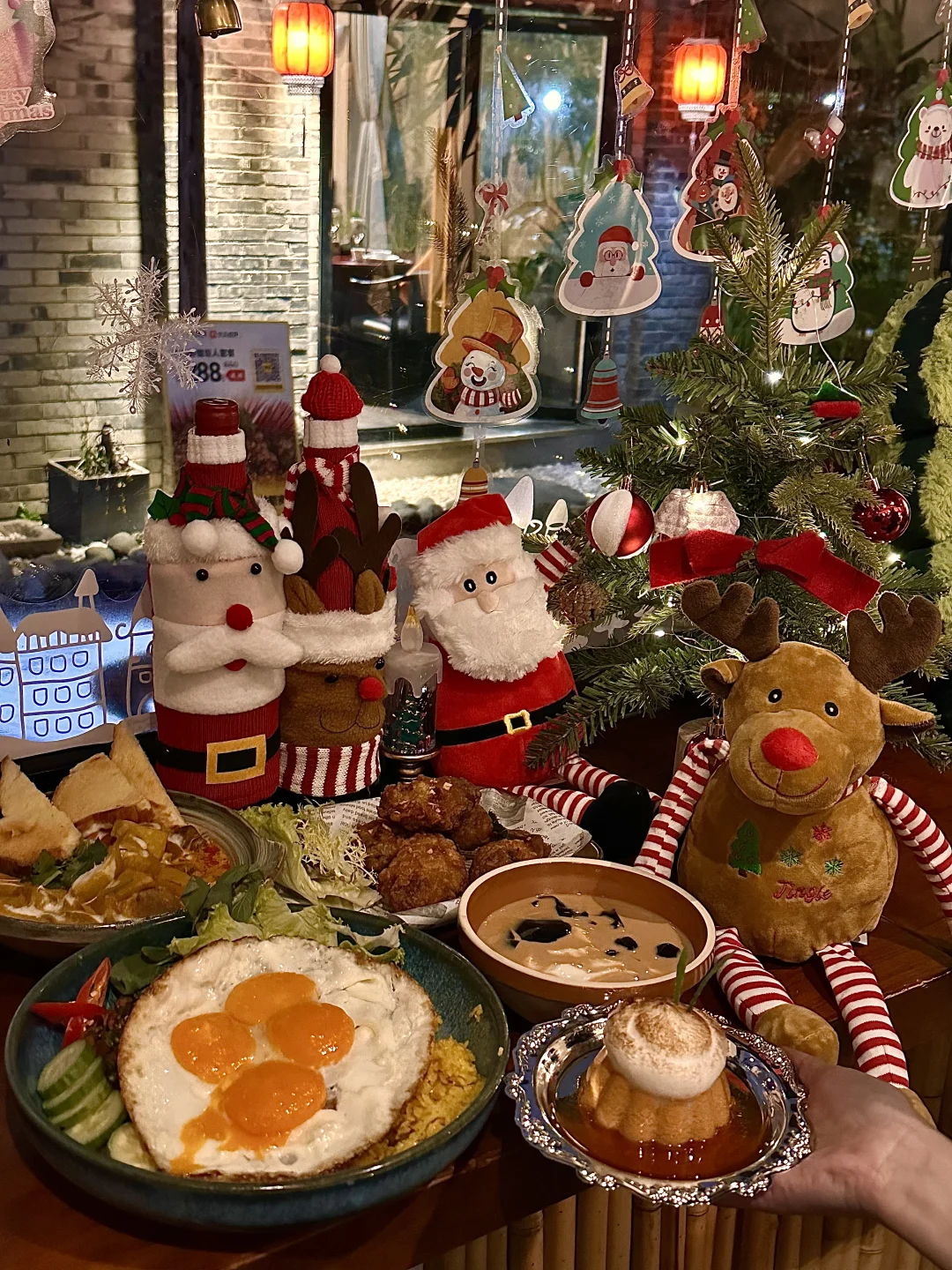 成都新出的！！圣诞浓度太超前了啊啊啊🎄…