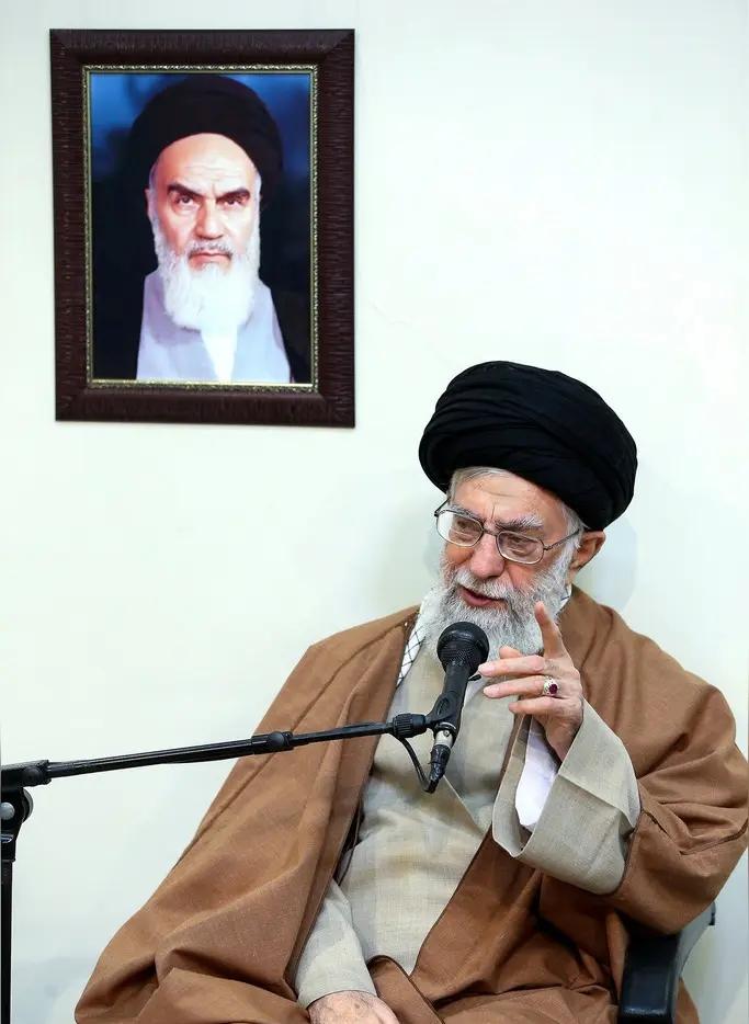 为啥要坚决制止伊朗拥有核武
      ♦当前美国与伊朗正围绕核问题进行谈判，之