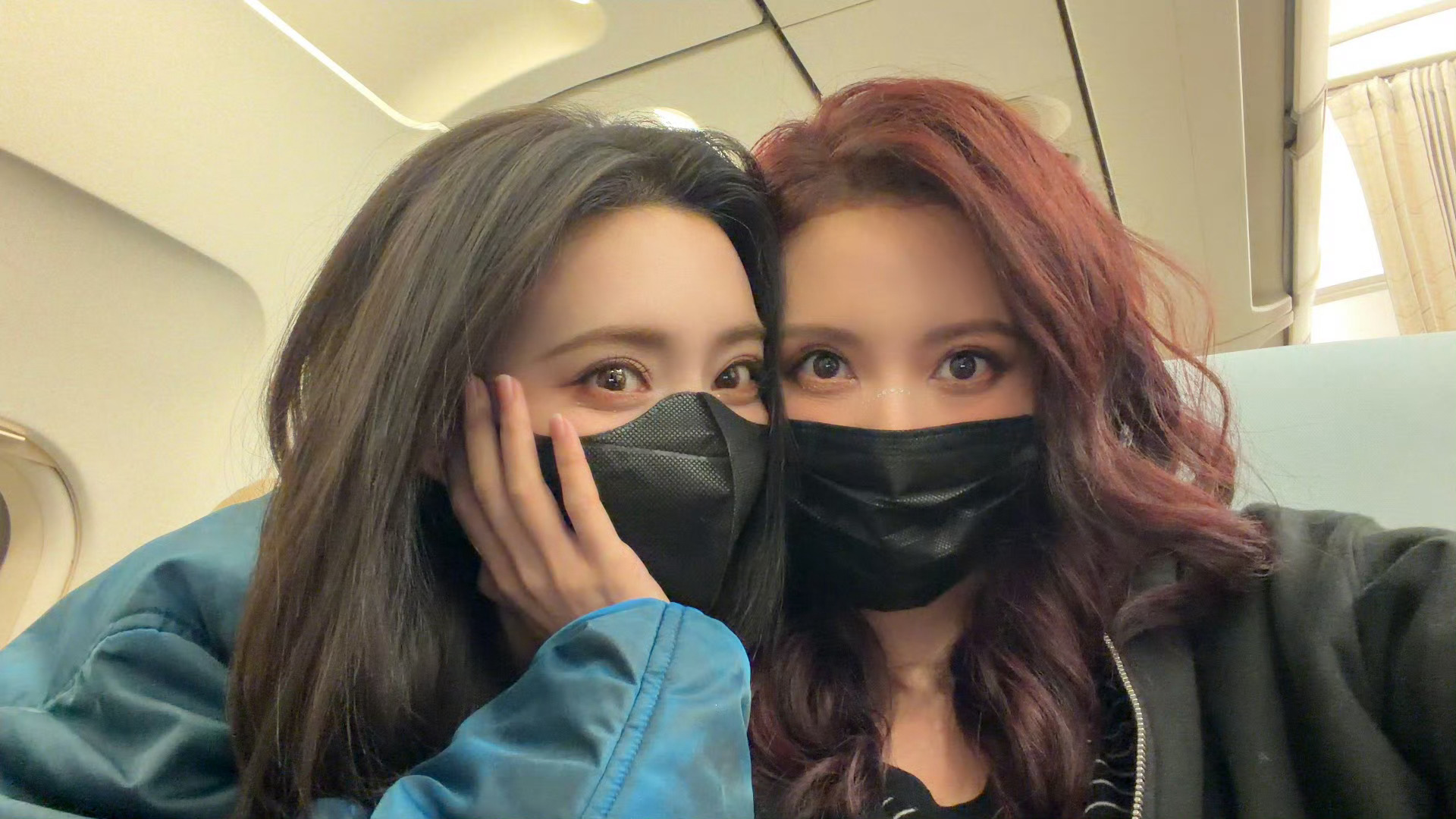 哇两个大美女同框了 感谢张萌姐一直照顾孟子义[爱慕][爱慕] ​​​