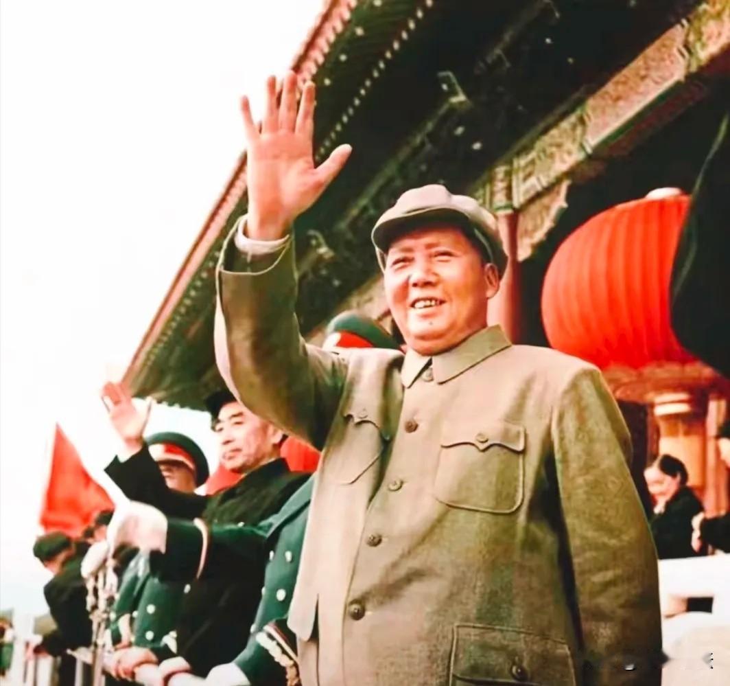 开国大将罗瑞卿晚年对大家说：“你们可以批评我，这很容易，你们不要觉得我们都没脑子