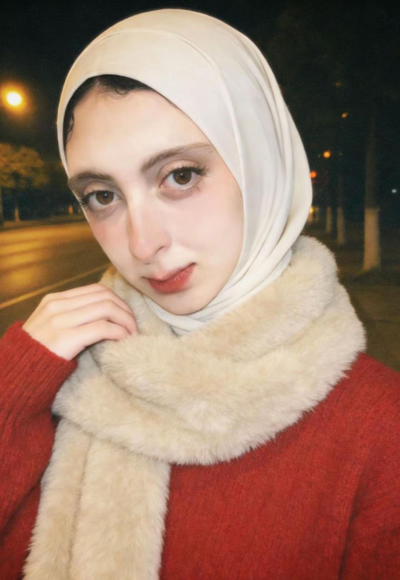 睡不着就又发…女人咋样都漂亮😌无聊 睡不着 温柔 漂亮