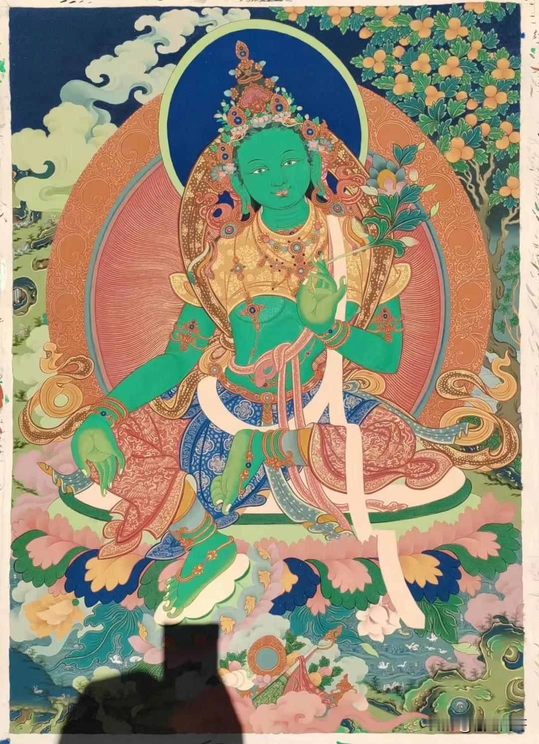 图二是大威德金刚佛牌小卡，尺寸4✖️5厘米，两张在细节上有区别