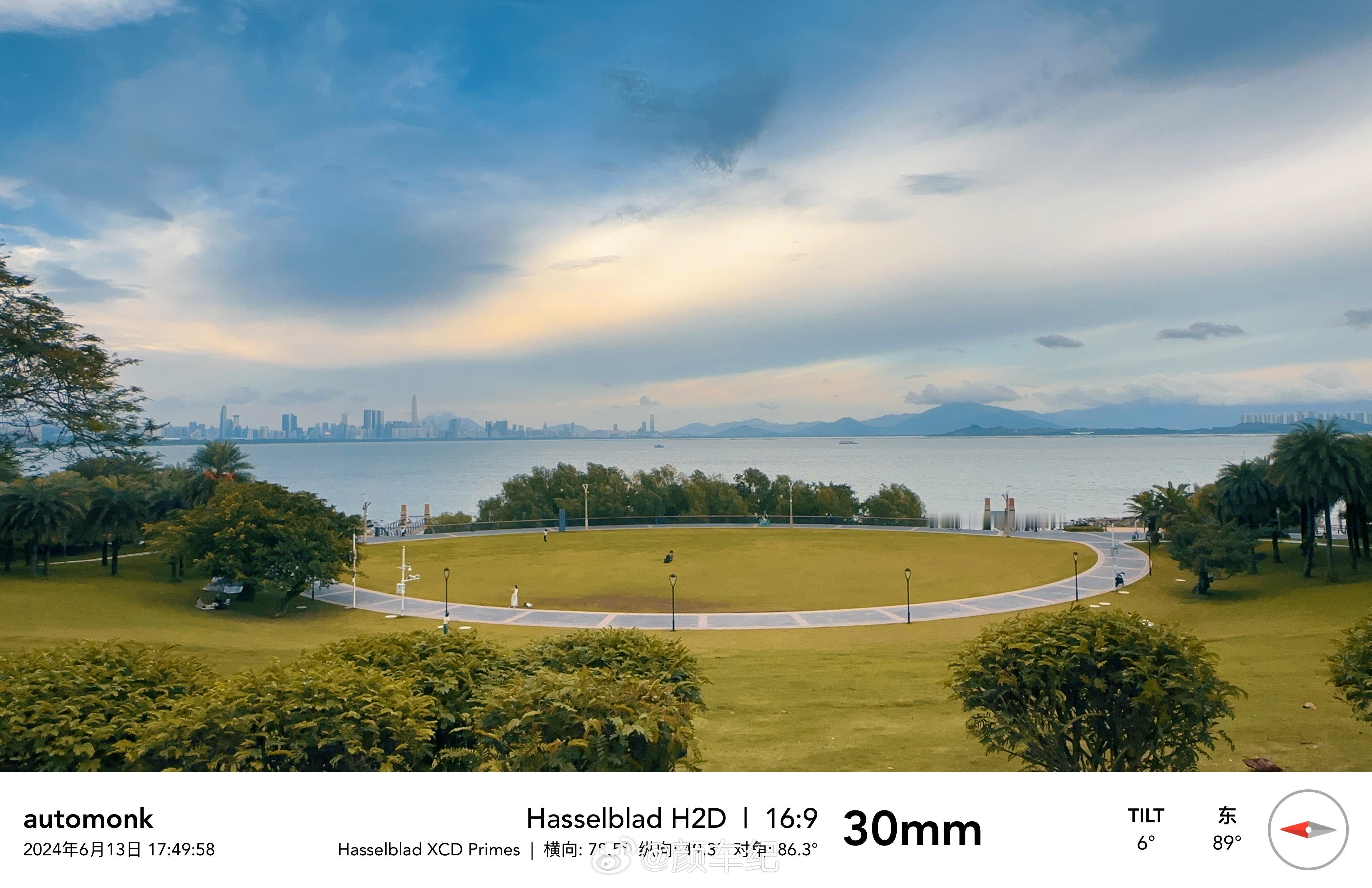 很久没有来深圳湾跑步，感觉没有之前跑步的人多，也可能我选择的时间段问题，跑了两个