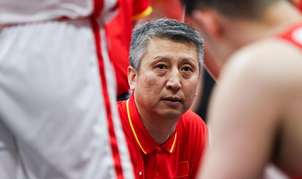 戈贝尔都能运球突破，王俊杰却不能持球，没国际观打什么现代篮球
看完塞尔维亚和法国