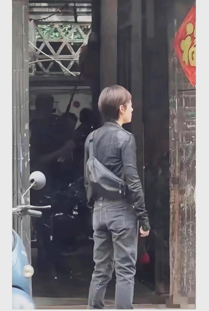 你能从背影一眼能看出她是那样演员吗？