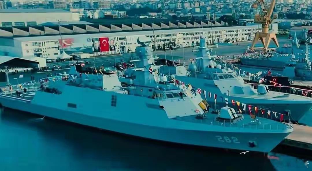 信不过中国货？巴铁高价买土耳其护卫舰，比054A更贵战力却不如当地时间12月21