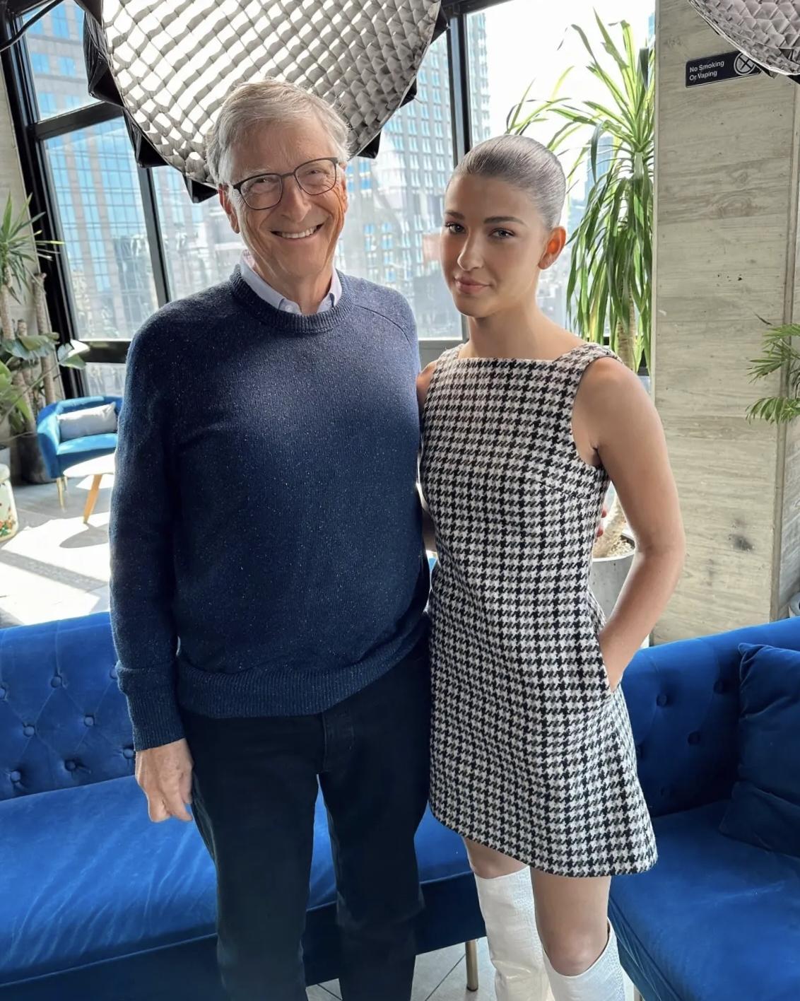 比尔·盖茨女儿自曝分手内幕：前男友因性别歧视遭闺蜜劝分！
比尔·盖茨22岁的千金