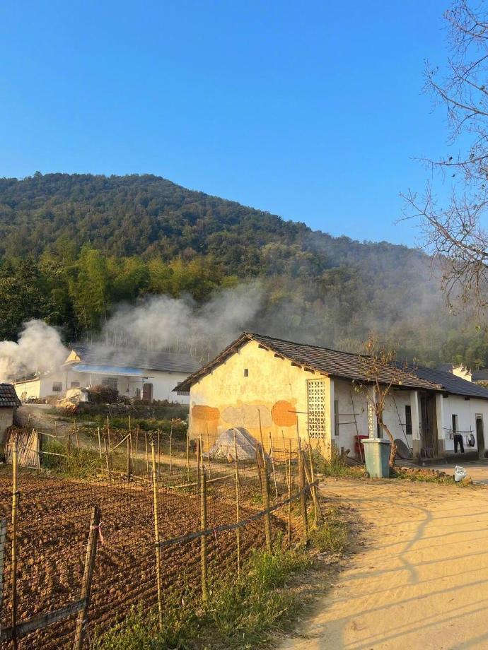 老家，永远是疲惫生活的一剂良药。 ​​​