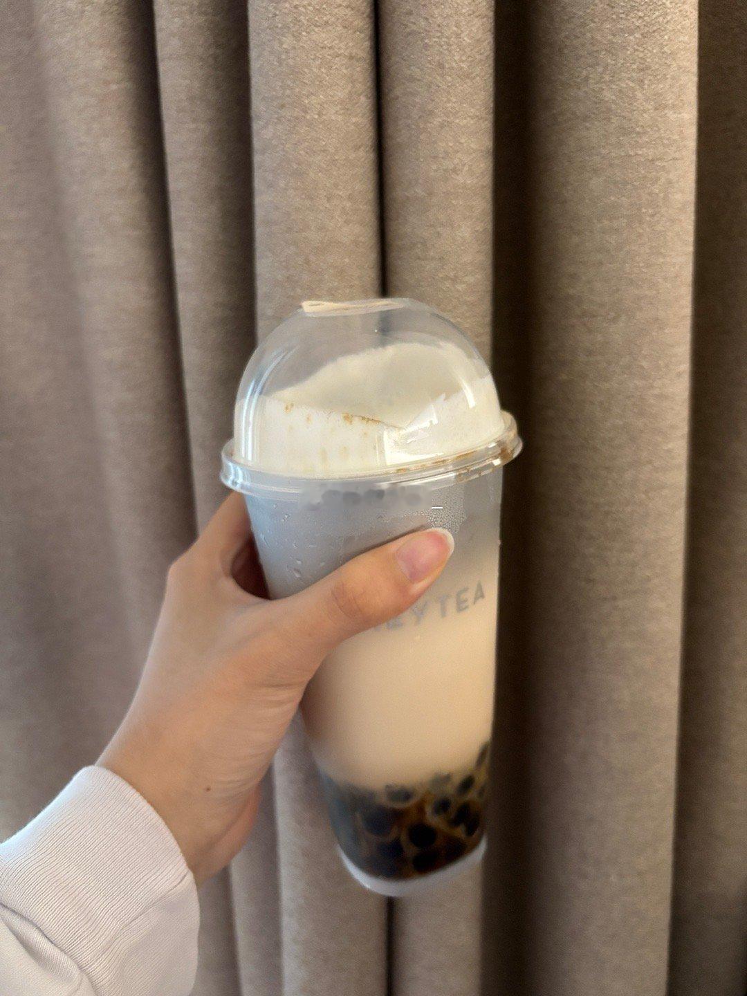 老公买的。好喝[馋嘴]特别喜欢黑糖珍珠嘻嘻 ​​​