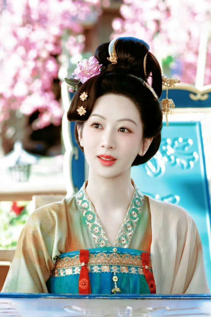 杨紫《锦绣芳华》收官小作文，写的好好，杨紫一直以来都是言之有物[开学季] ​​​