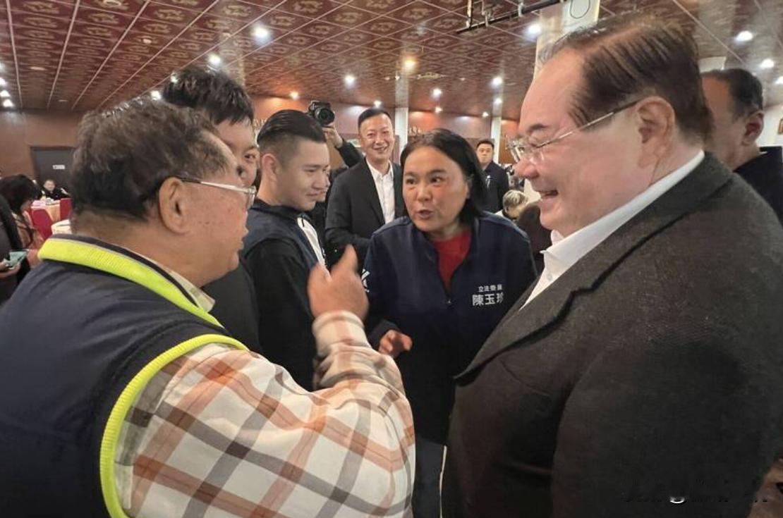 国民党金门县党部办党庆  资深党员叹主席郑丽文缺席

国民党副主席兼秘书长李乾龙