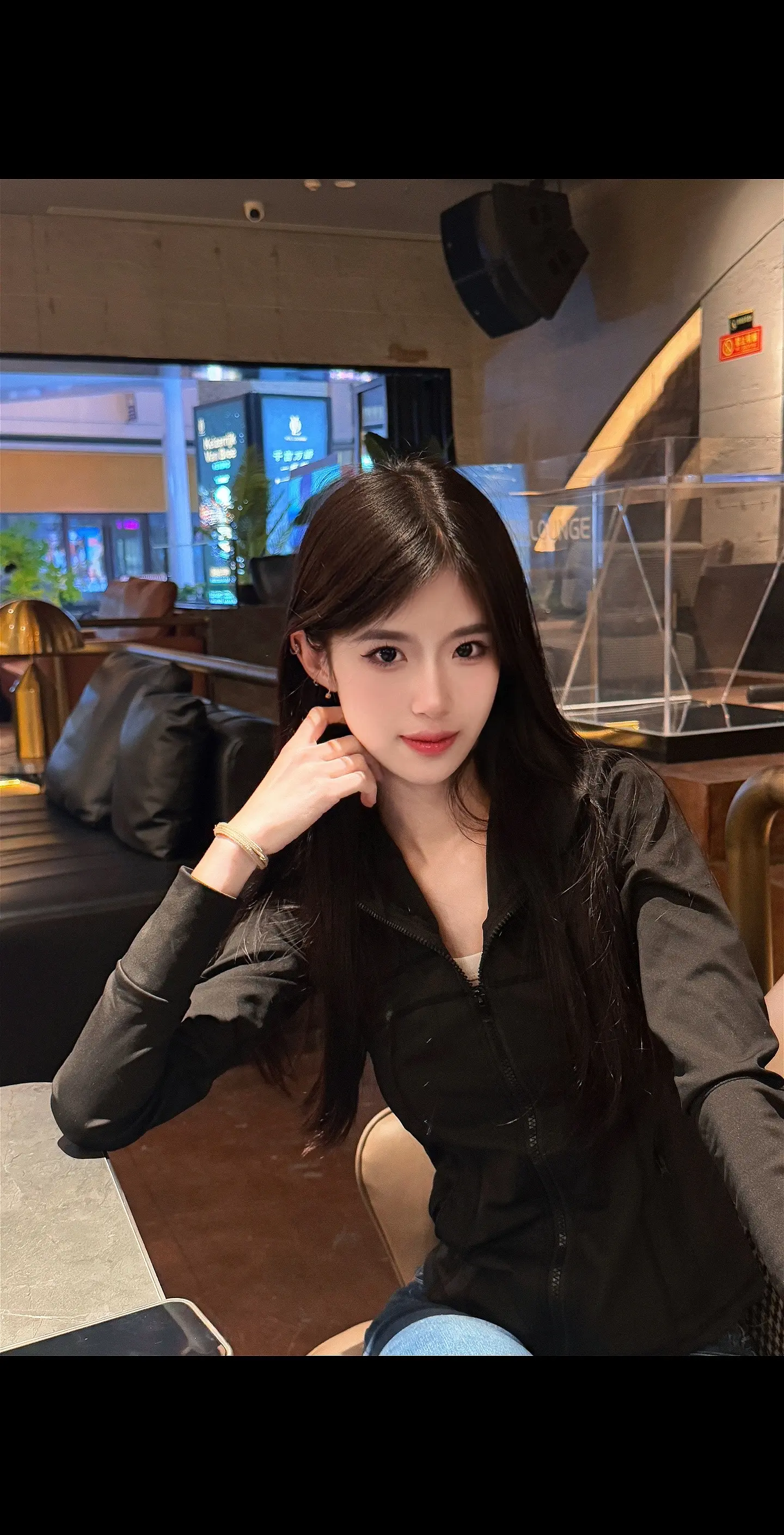 凌晨四点给你打电话 你会骂我有病还是陪我聊天