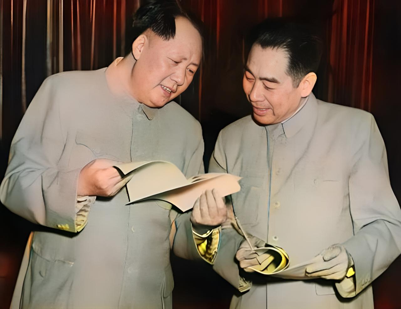 1973年中共十大上，为了不让人们担心，同时也为了稳定大局，病重中的毛主席坚持来