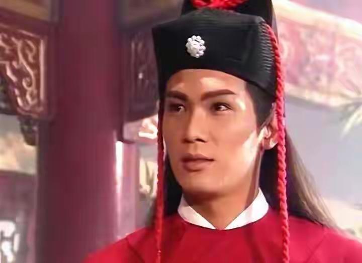 31日，前亚视小生、香港演员甄志强的妻子方心媛发布讣告：甄志强在上海辞世，年仅5