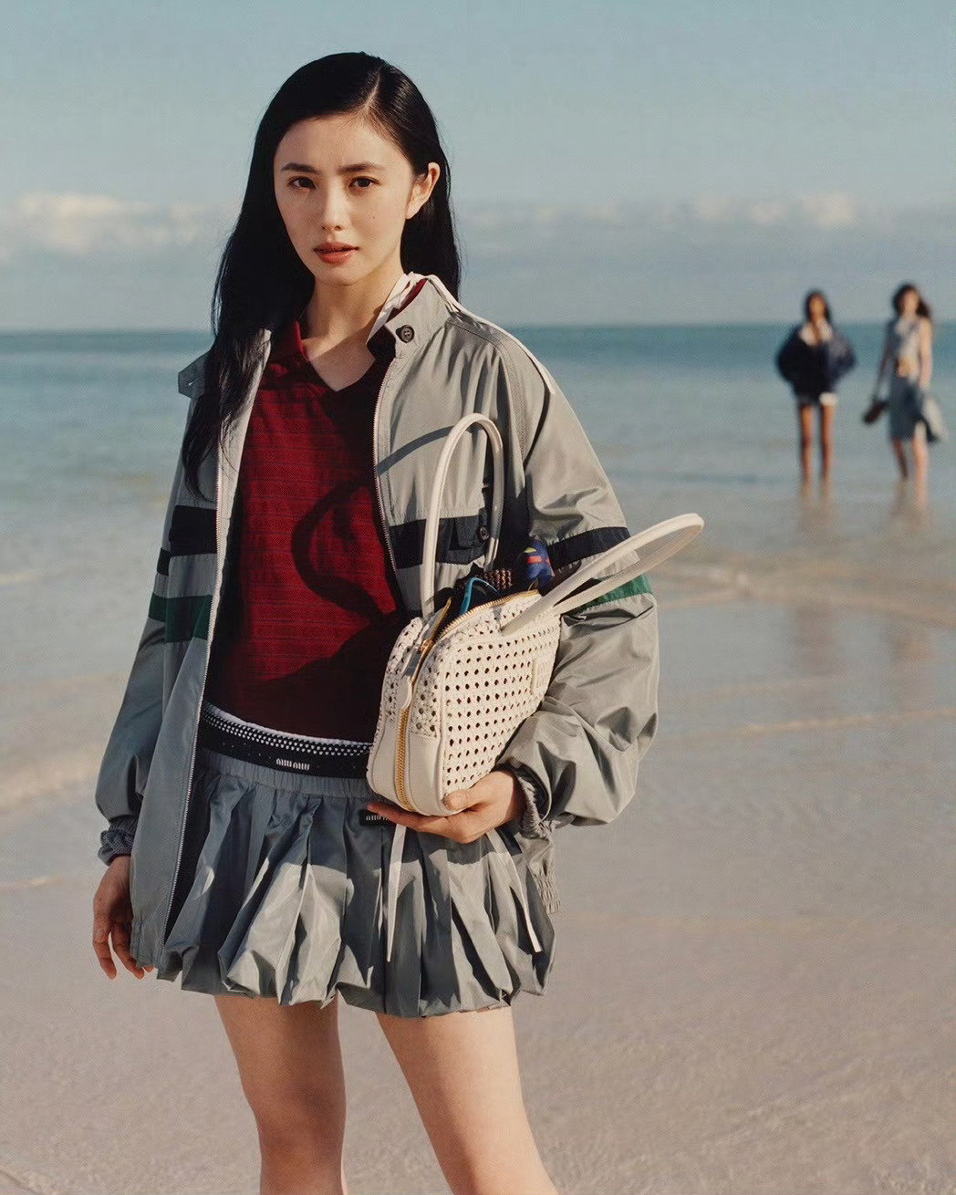 MIUMIU中国区最美的代言人。 摄影 来自Jeano Edwards 。很高级