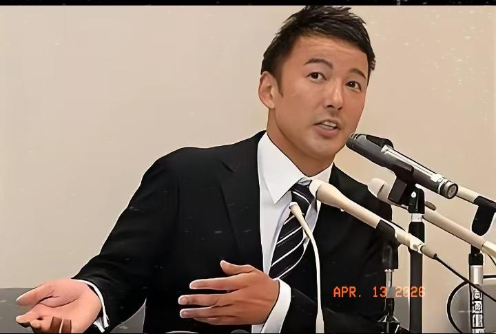 日本国会现场突发震撼一幕，彻底打破了右翼政客们的嚣张气焰！平日里动辄叫嚣 “对华